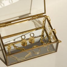 Load image into Gallery viewer, Elif Chunky Rectangle Link Bracelet 16k Gold Vermeil