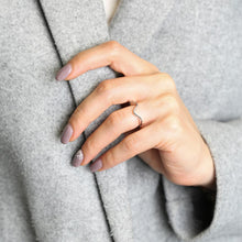 Load image into Gallery viewer, Evie Minimalistic Silver Wave Ring