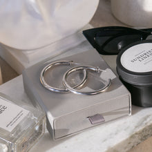 Load image into Gallery viewer, Ipek Chunky Ø50 mm Hoop Earring Silver