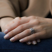 Load image into Gallery viewer, Madison Minimalistic Cubic Zirconia Ring