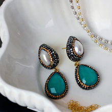 Load image into Gallery viewer, Ocean Dangle Earring With Simulated Pearl And Hematite