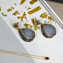 Load image into Gallery viewer, Stormy Single Drop Natural Druzy Dangle Earring With Hematite