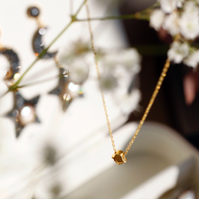 Load image into Gallery viewer, Victoriana Minimalist Hamsa Hand Necklace Gold