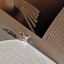 Load image into Gallery viewer, chunky minimalistic band ring