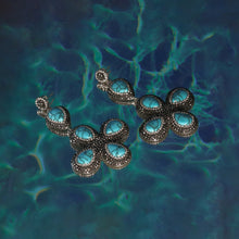 Load image into Gallery viewer, Oasis Turquoise Flower Dangle Earring
