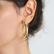 Load image into Gallery viewer, Ipek Chunky Ø50 mm Hoop Earring 16k Gold Vermeil
