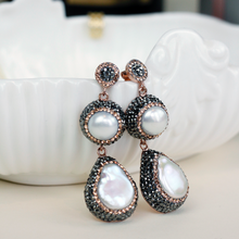 Load image into Gallery viewer, Queen Of The Sea Dangle Earring With Cultured Pearls In Rose Gold
